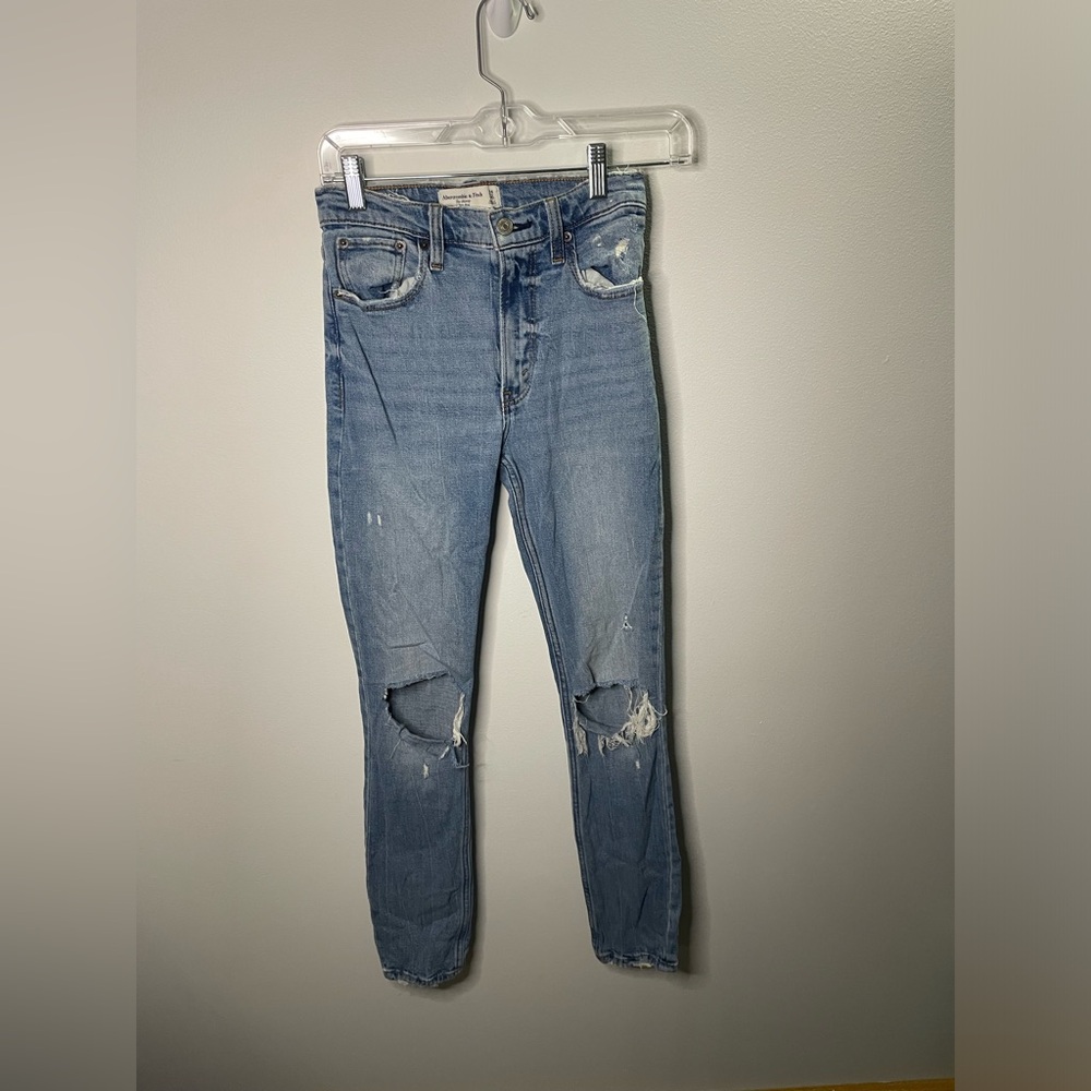 Abercrombie & Fitch The Skinny High Rise Distressed Jean Long/Tall Length